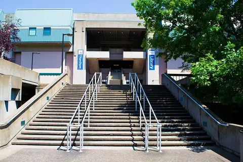 Lane Community College building
