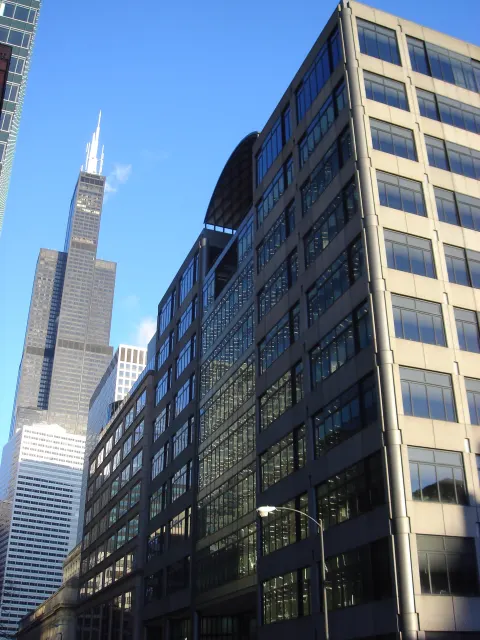 Gebäude des Chicago-Kent College of Law an der West Adams Street in Chicago