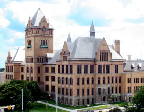 Old Main auf dem Campus der Wayne State University in Detroit
